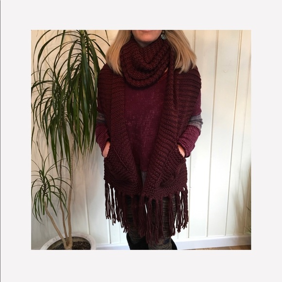 POCKET KNIT SCARF - Picture 6 of 8